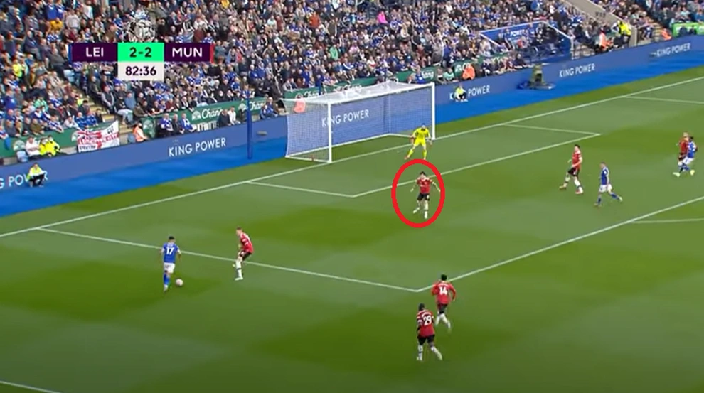 Vai Trò Của Công Nghệ VAR Trong Việc Phán Quyết Việt Vị